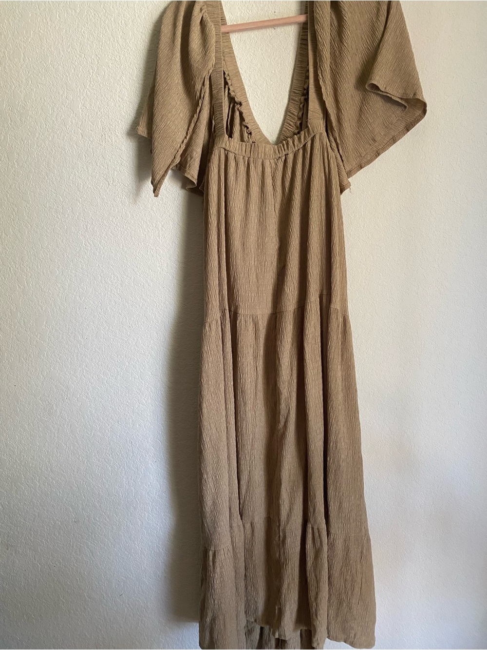 Sunnow Boho Crinkled Deep V Open Back Plissé Boho Smocked Maxi Dress Beige XL - Picture 12 of 16
